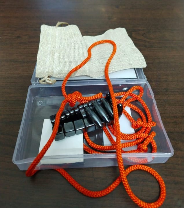 Cluster Puzzle, Magnetic Dexterity Game, Brain Boosting Game